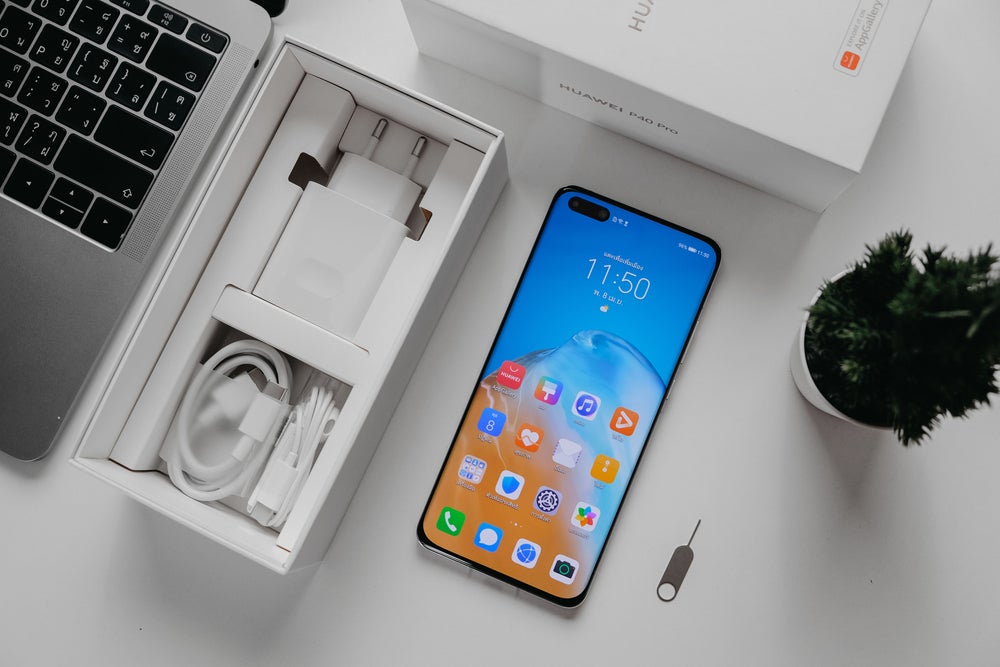 Huawei P40 Pro Review | Spectacular Hardware Let Down by Software